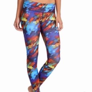 High Waisted Leggings 🤍